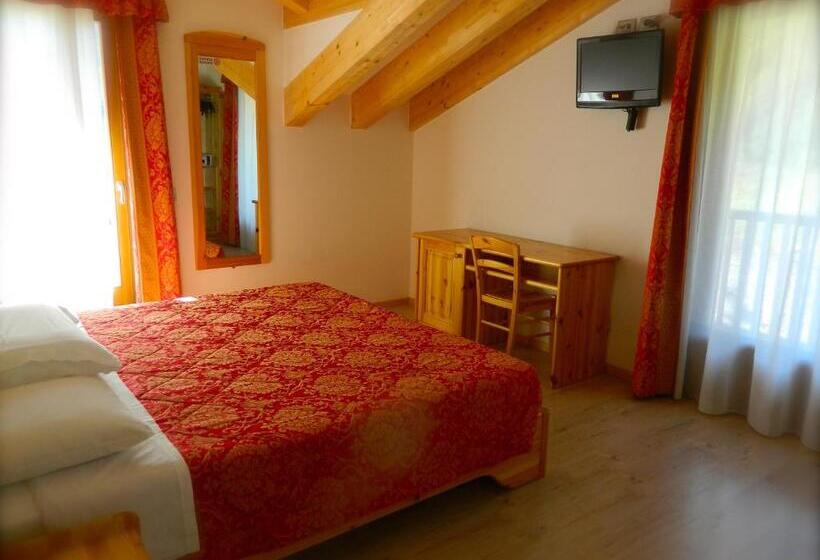 스탠다드 룸, Albergo Montecroce
