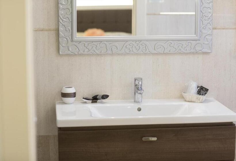 Номер Deluxe с Балконом, Diamante