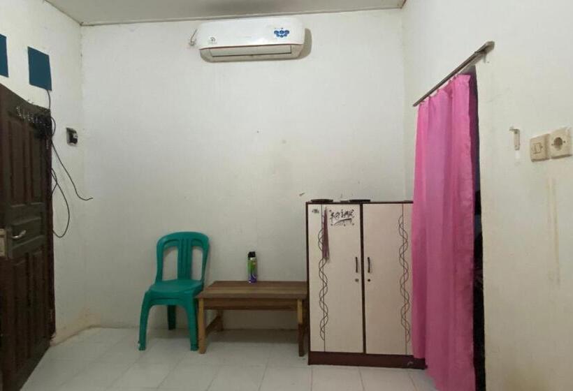 غرفة قياسية, Oyo Life 93259 Kos Kurnia