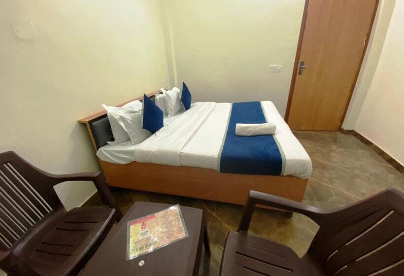 غرفة ديلوكس, Pradhan Stay Sohna