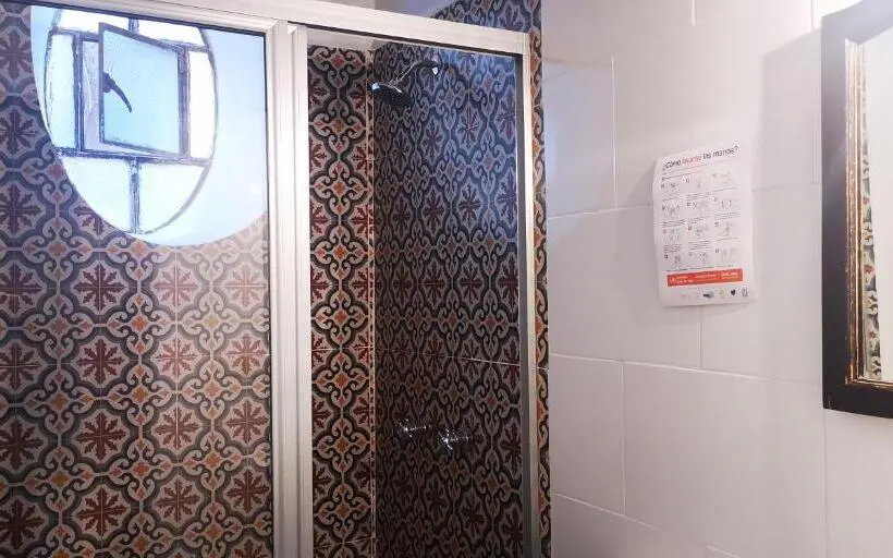 اتاق استاندارد, Sautto