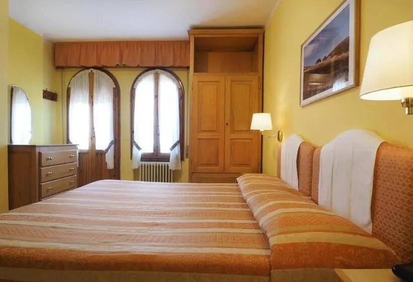 Standard-huone, Tirolo