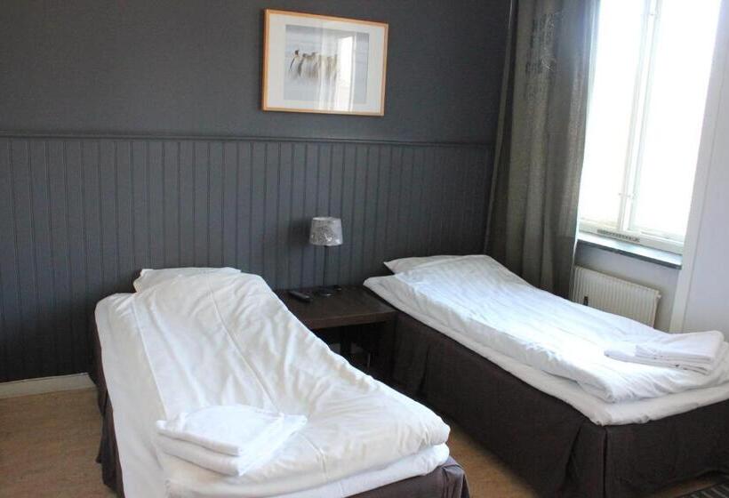 חדר סטנדרט, Tre Stockar