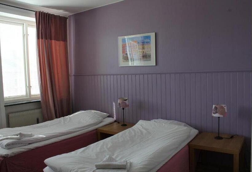 חדר סטנדרט, Tre Stockar