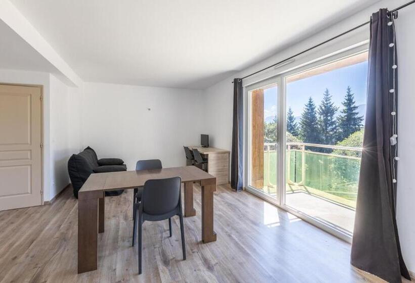 침실 1개 아파트, Panoramic Campus