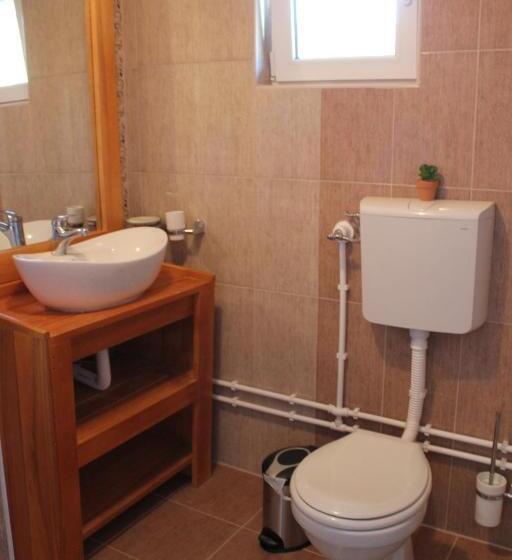 اتاق استاندارد با بالکن, Guesthouse Edelnice