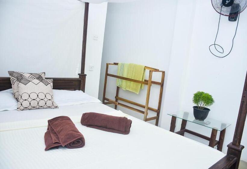 Номер Economy, King S Elephant Cabanas & Restaurant