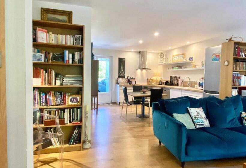 Апартаменты 1 Спальня, La Maison Bleue