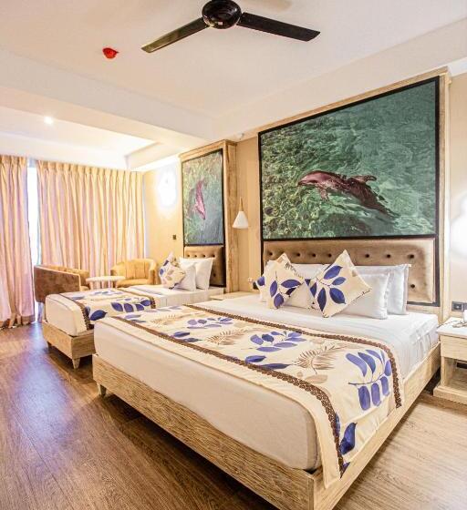 Chambre Triple Deluxe Vue Mer, Emerald Bay Resort Mirissa