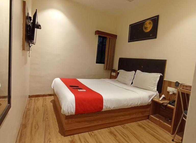 标准间, Deluxe Residency