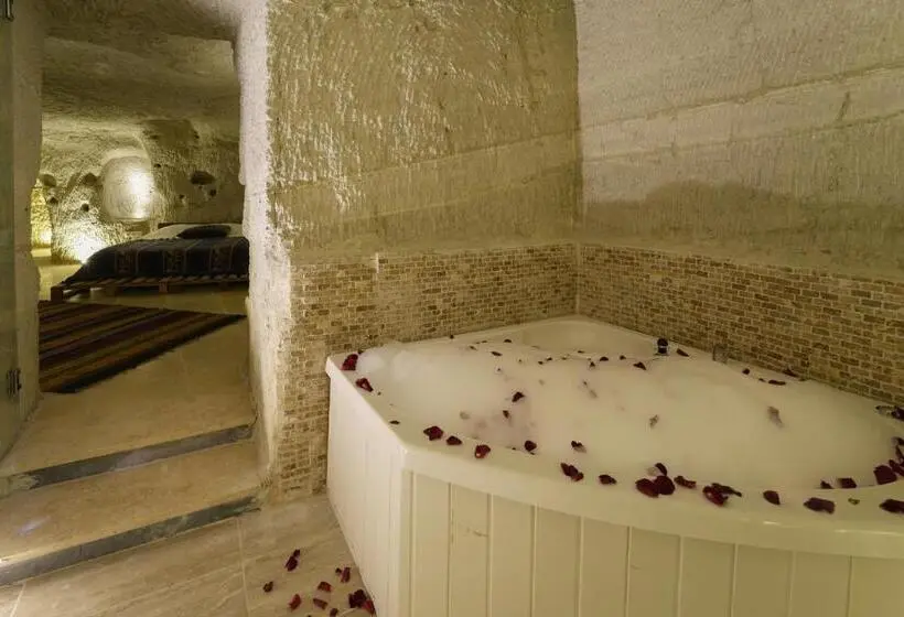 デラックスルーム, My Cave Suites