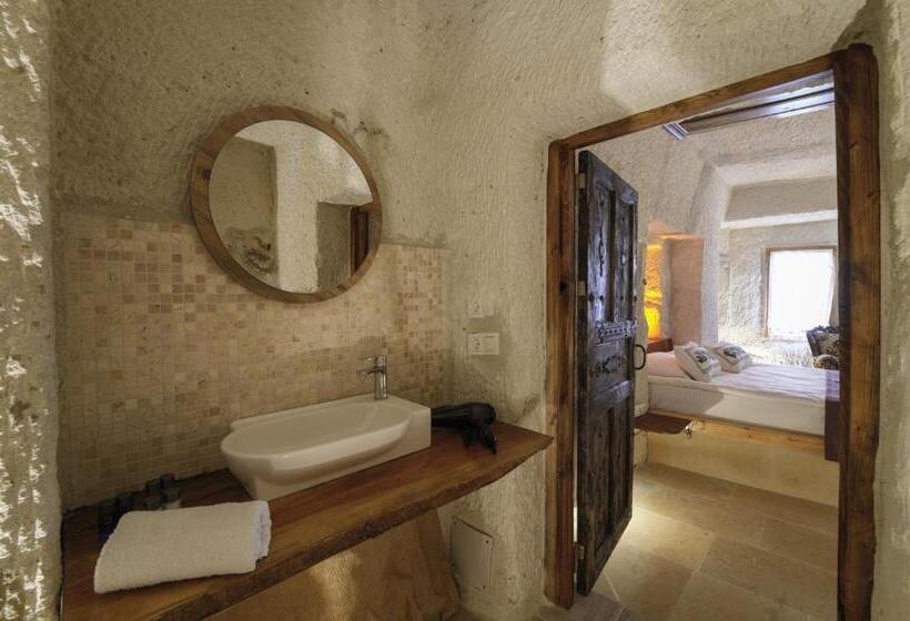 غرفة قياسية, My Cave Suites