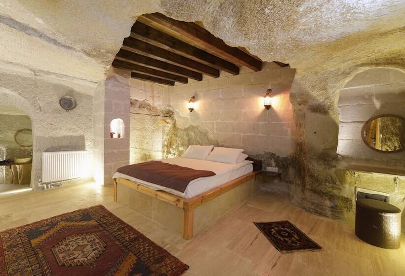 غرفة قياسية, My Cave Suites