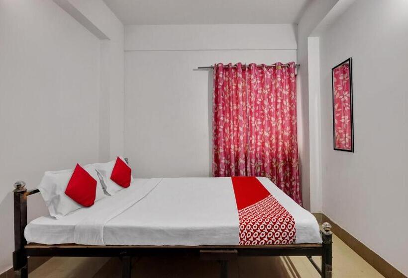 חדר קלאסי לשלושה, Oyo Flagship Happy Inn