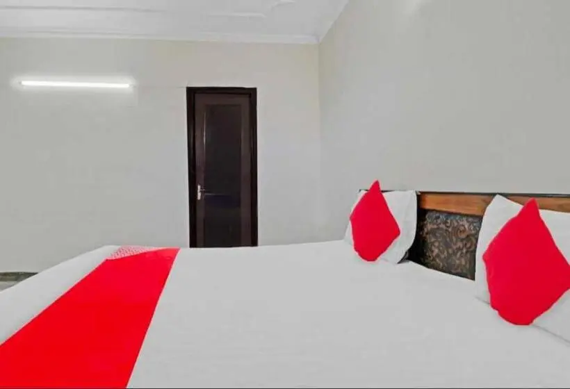 Deluxe-huone, Oyo Kalinka Kingdom