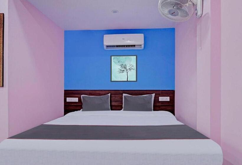 Трехместный Номер Классика, Oyo Hotel Grand Meridian