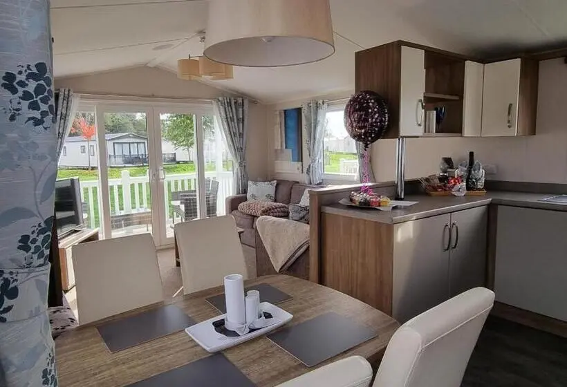 １ベッドルームハウス, A Home Away At Tattershall Country Park