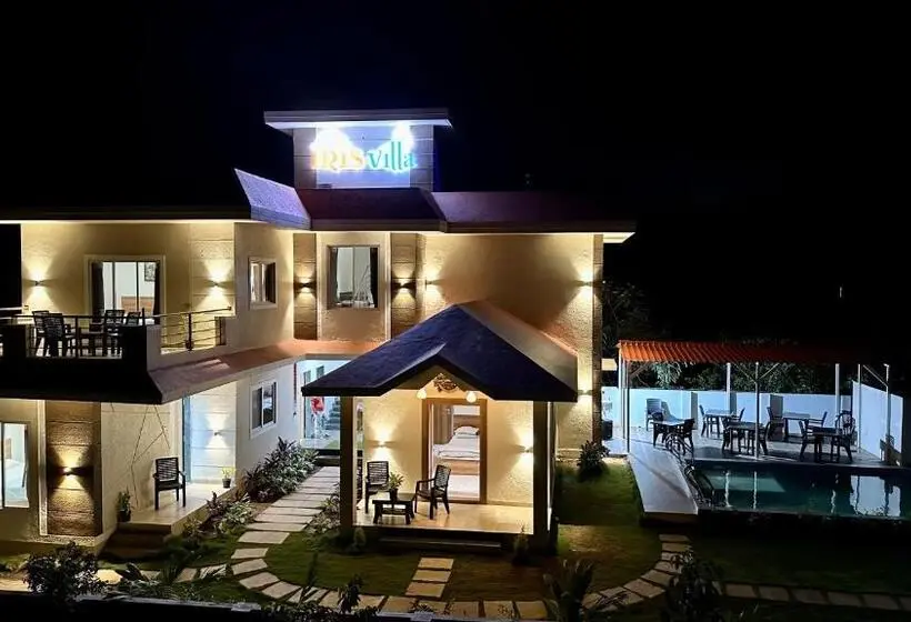 ファミリールーム, Iris Villa   Nagaon Beach