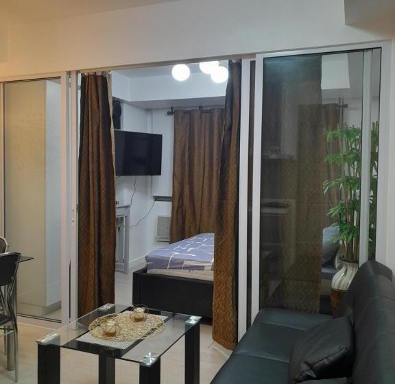 استودیوی استاندارد, Azure Urban Resort Bahamas Tower