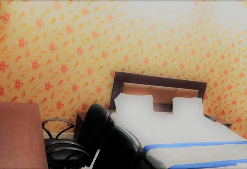 غرفة كلاسيكية ثلاثية, Oyo Hotel Sky Palace