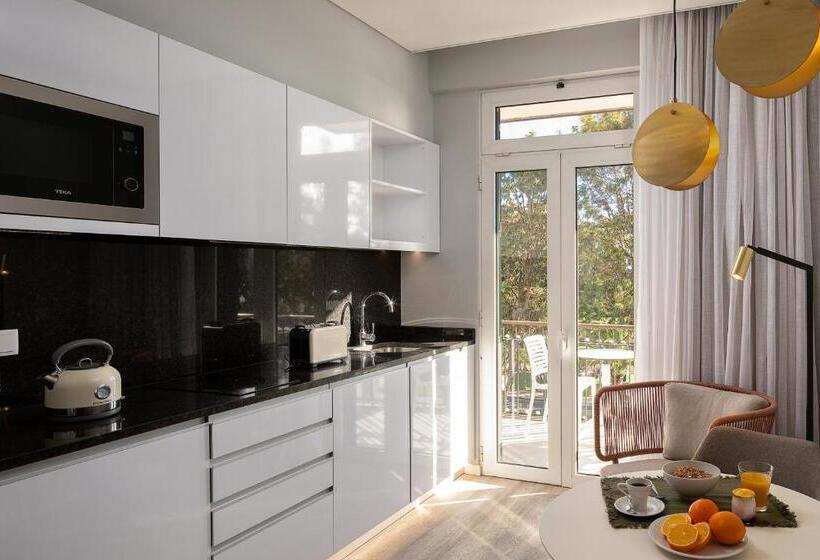 Номер Deluxe Вид на Море с Балконом, King David Suites By Madeira Sun Travel