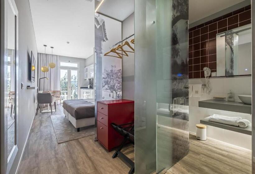 Номер Deluxe Вид на Море, King David Suites By Madeira Sun Travel