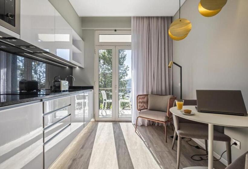 Номер Стандарт Вид на Море, King David Suites By Madeira Sun Travel