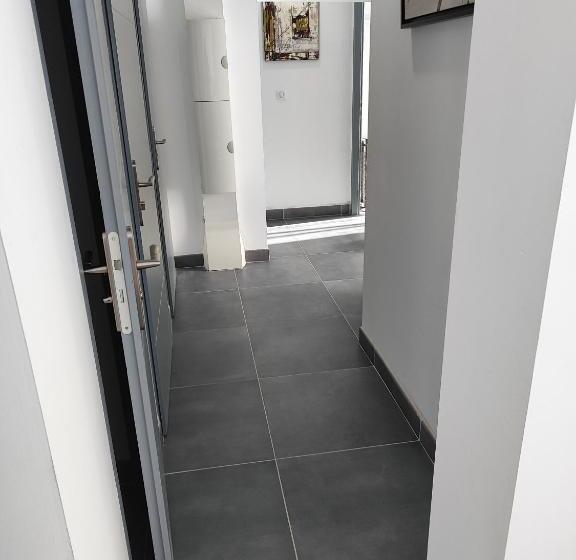 バルコニー付き1ベッドルームアパートメント, Villa Collections Appartement Trois Chambres