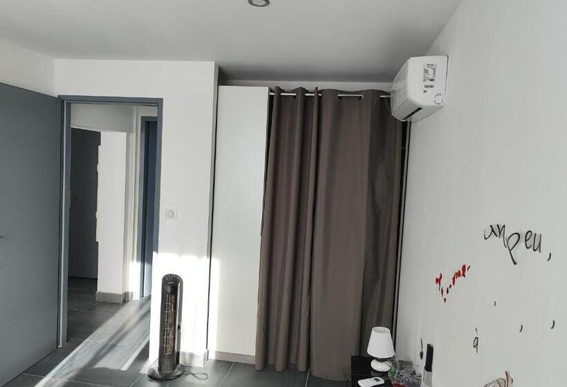 バルコニー付き1ベッドルームアパートメント, Villa Collections Appartement Trois Chambres