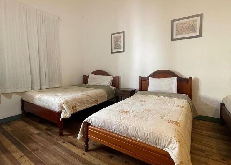 غرفة عائلية, Casa Macondo