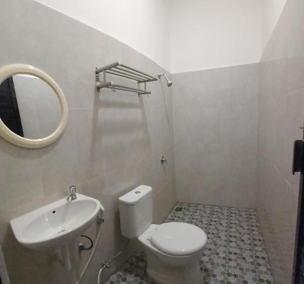 חדר דלוקס, Dehills Hotel Luwuk