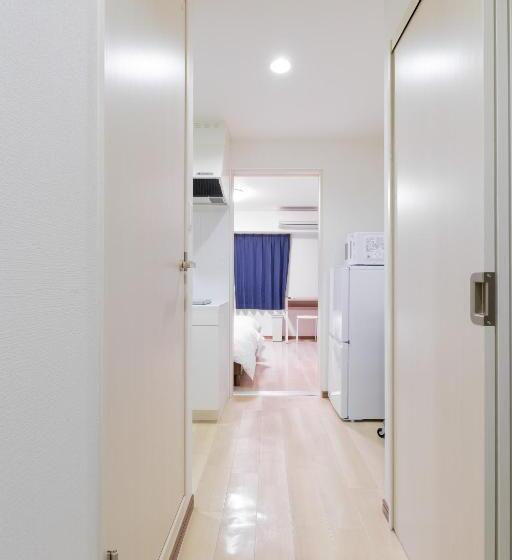 דירת חדר, グランシャーギ