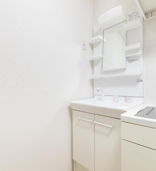 דירת חדר, グランシャーギ