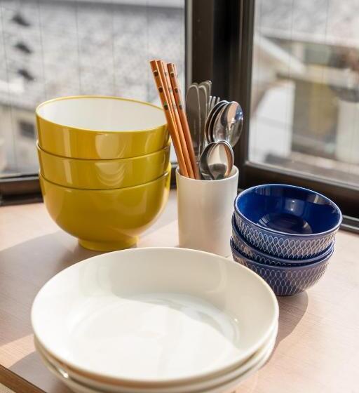 דירת חדר, グランシャーギ