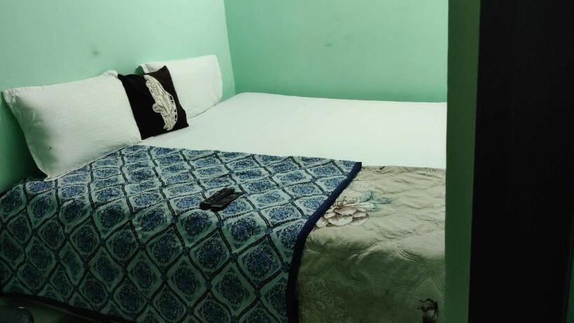 Трехместный Номер Классика, Oyo Sushila Devi Guest House