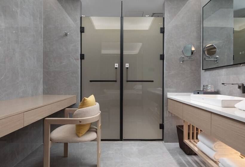 סוויטה דלוקס, Ramada By Wyndham Honghe Kaiyuan