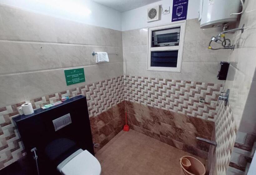 Deluxe Suite King Bed, Ramya Residency Porur