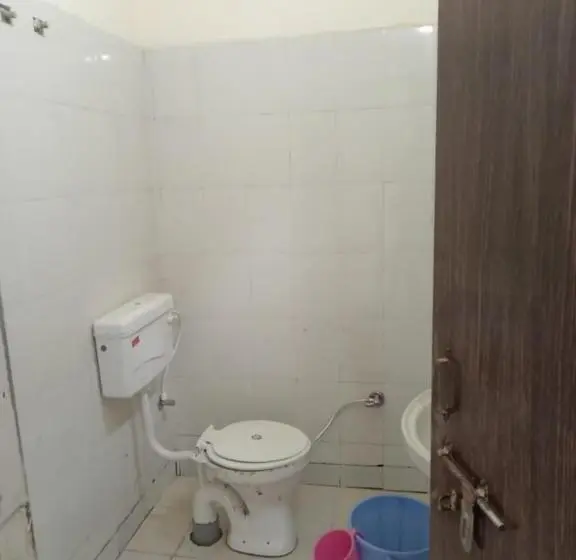 Perhehuone, Jankivihar Homestay At Prahladghat Within 1km From Shri Ram Mandir