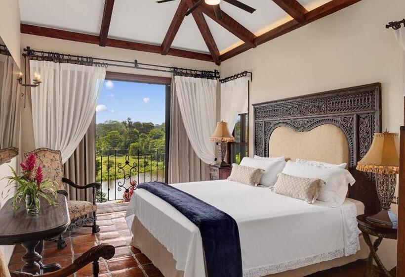 فيلا ديلوكس غرفة نوم, El Lugar