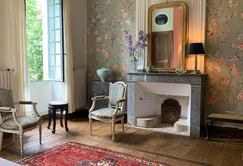 ガーデンビュースタンダードルーム, Chateau Mas De Pradie B&b Garden View Room