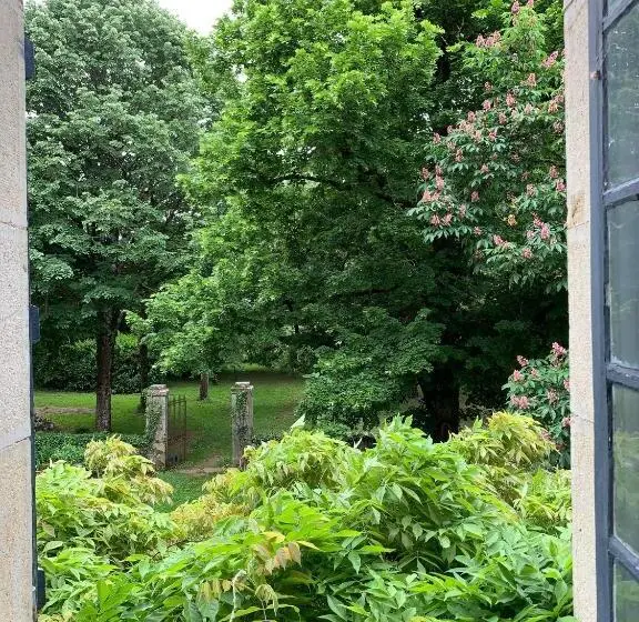 ガーデンビュースタンダードルーム, Chateau Mas De Pradie B&b Garden View Room