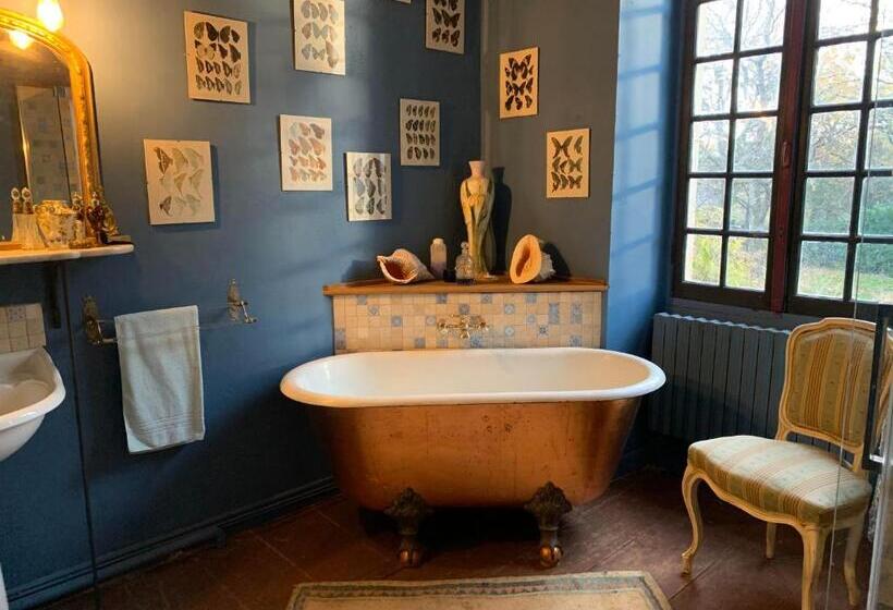 Номер Стандарт Вид на Сад, Chateau Mas De Pradie B&b Garden View Room