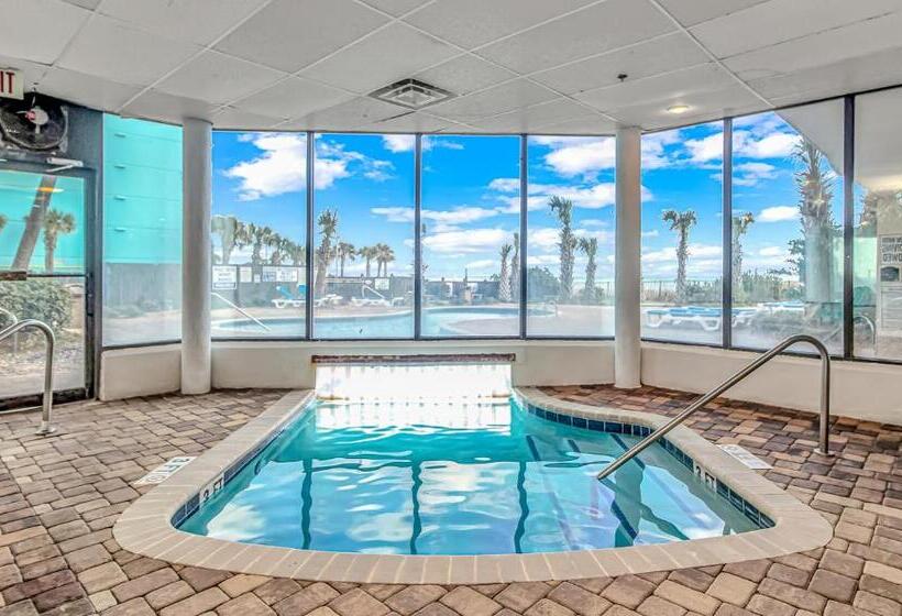 דירת חדר, Good Time Charlies Oceanfront Retreat