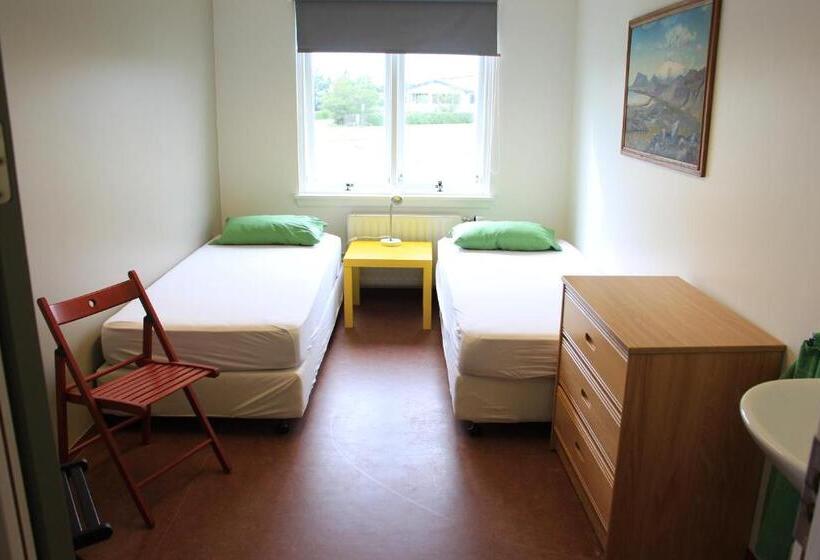 اتاق استاندارد با سرویس بهداشتی مشترک, Lava Hostel