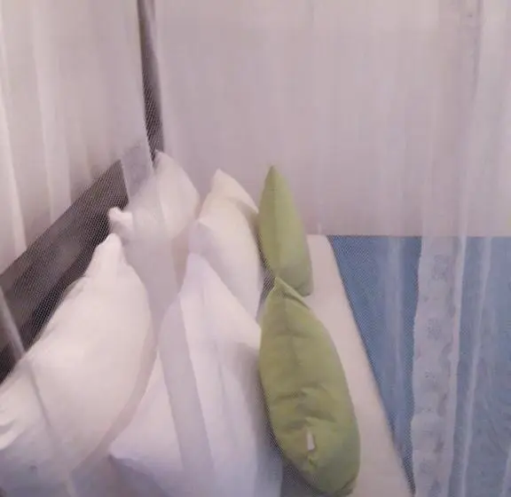 デラックスルーム, Aira Place