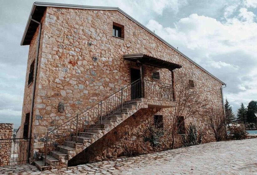 סוויטה, Lithea Mountain Resort