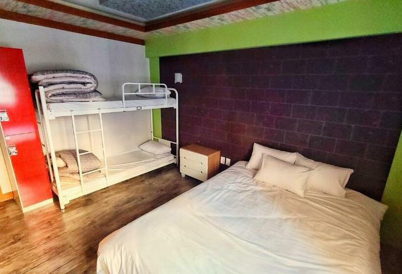 اتاق لوکس چهار تخته, Kimchee Busan Downtown Guesthouse