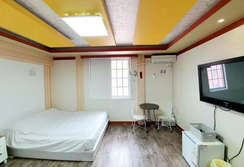 اتاق لوکس چهار تخته, Kimchee Busan Downtown Guesthouse