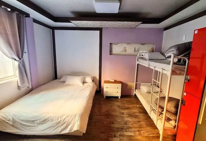 اتاق لوکس چهار تخته, Kimchee Busan Downtown Guesthouse