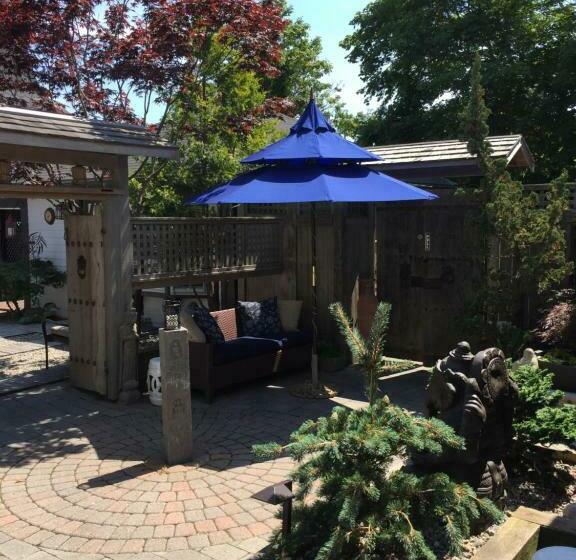 Номер Стандарт, The Ellery